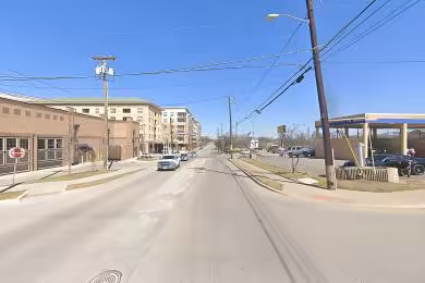 515 North Beckley Avenue | Warehouse Rental - Dallas, Texas