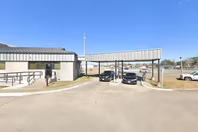 709 East Main Avenue | Warehouse Rental - &nbsp;, Texas