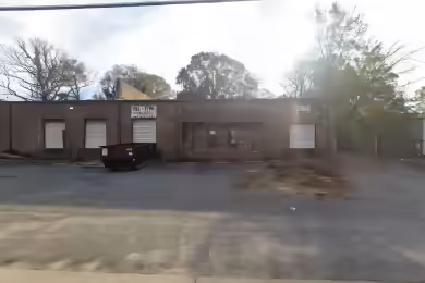 North Graham Street | Industrial Space for Lease at 2908-2918 N Graham St