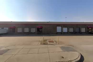 3308 Royalty Row | Warehouse Rental - Irving, Texas