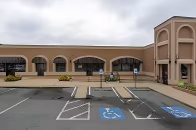 301 North Shackleford Road | Warehouse Rental - &nbsp;, Arkansas