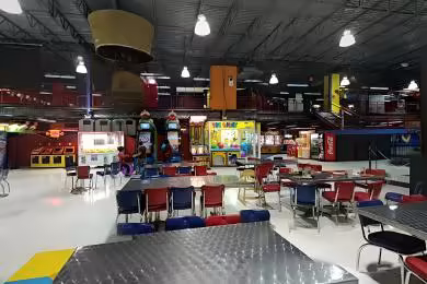 600 Colonel Glenn Plaza Loop | Warehouse Rental - &nbsp;, Arkansas