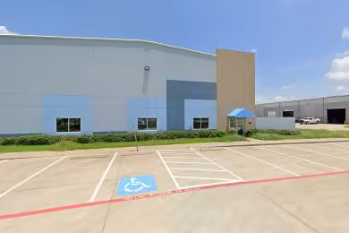9407 New Century Drive | Warehouse Rental - &nbsp;, Texas