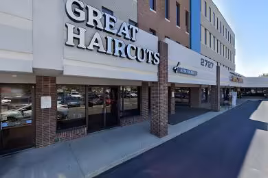2727 Madison Road | Warehouse Rental - Cincinnati, Ohio