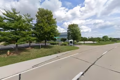 13188 Lakefront Drive | Warehouse Rental - Earth City, Missouri