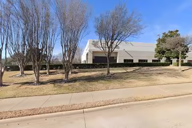 900 South Nolen Drive | Warehouse Rental - Southlake, Texas