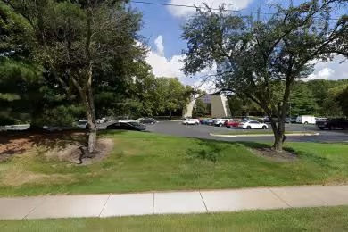 130 East Wilson Bridge Road | Warehouse Rental - Worthington, Ohio
