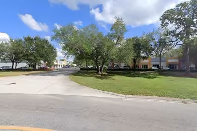 7519 Pennsylvania Avenue | Warehouse Rental - Sarasota, Florida