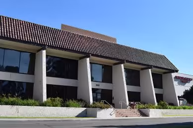 3491 Mission Oaks Boulevard | Warehouse Rental - Mission Oaks Business Park, California