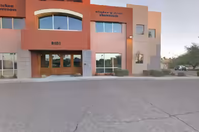8101 East Mcdowell Road | 8101 E McDowell Rd - Industrial Space for Lease in Scottsdale, AZ