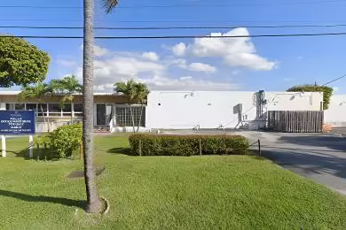 7495 NW 48th St | Warehouse Rental -  , Florida