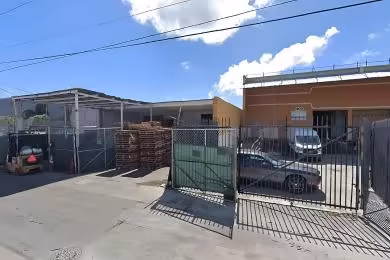 900 NW 22 St | Warehouse Rental - Civic Center, Florida